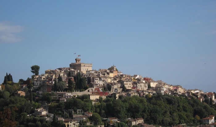 Taxi Marseille → Cagnes-sur-Mer